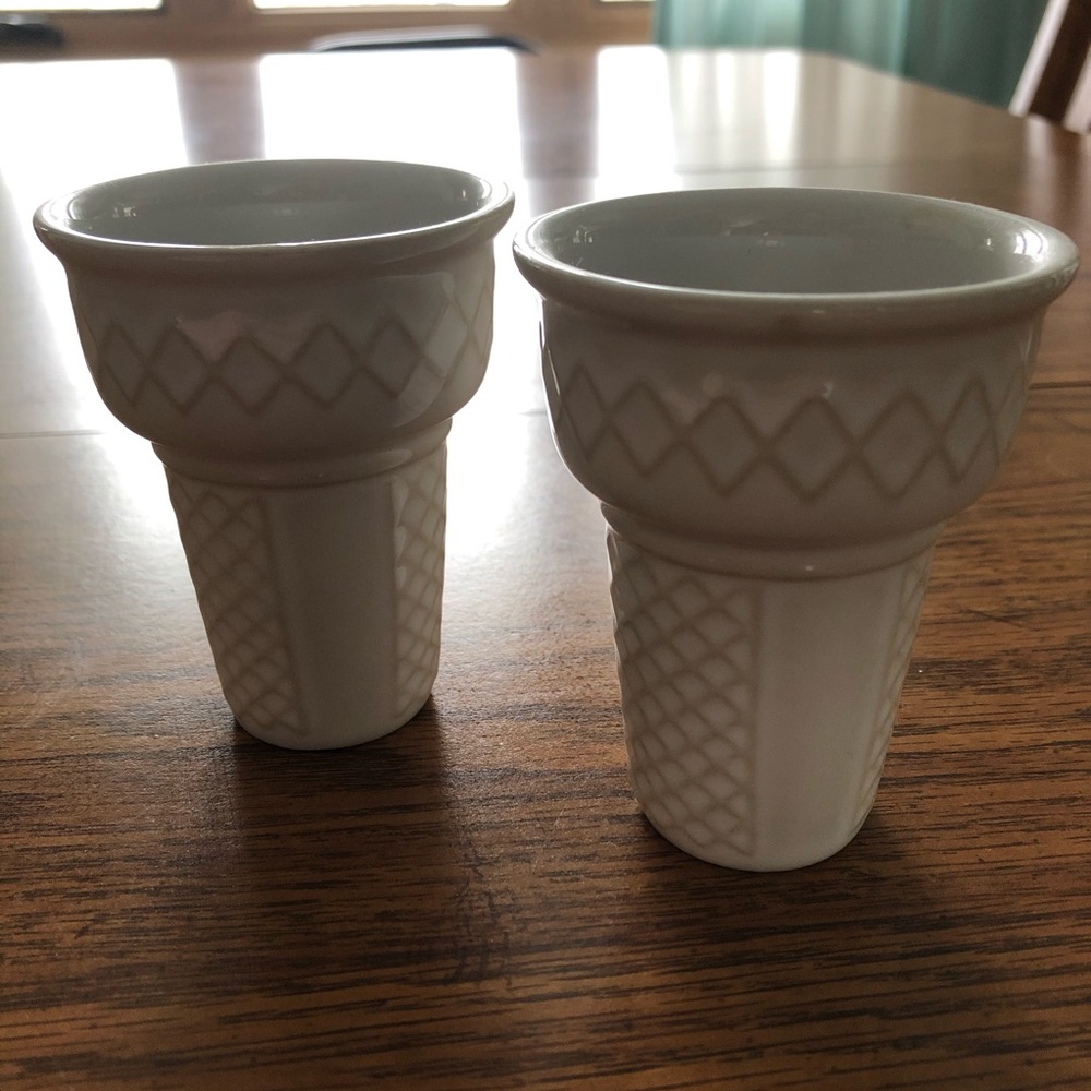 Pottery Barn Ceramic Ice Cream Cones 🍦